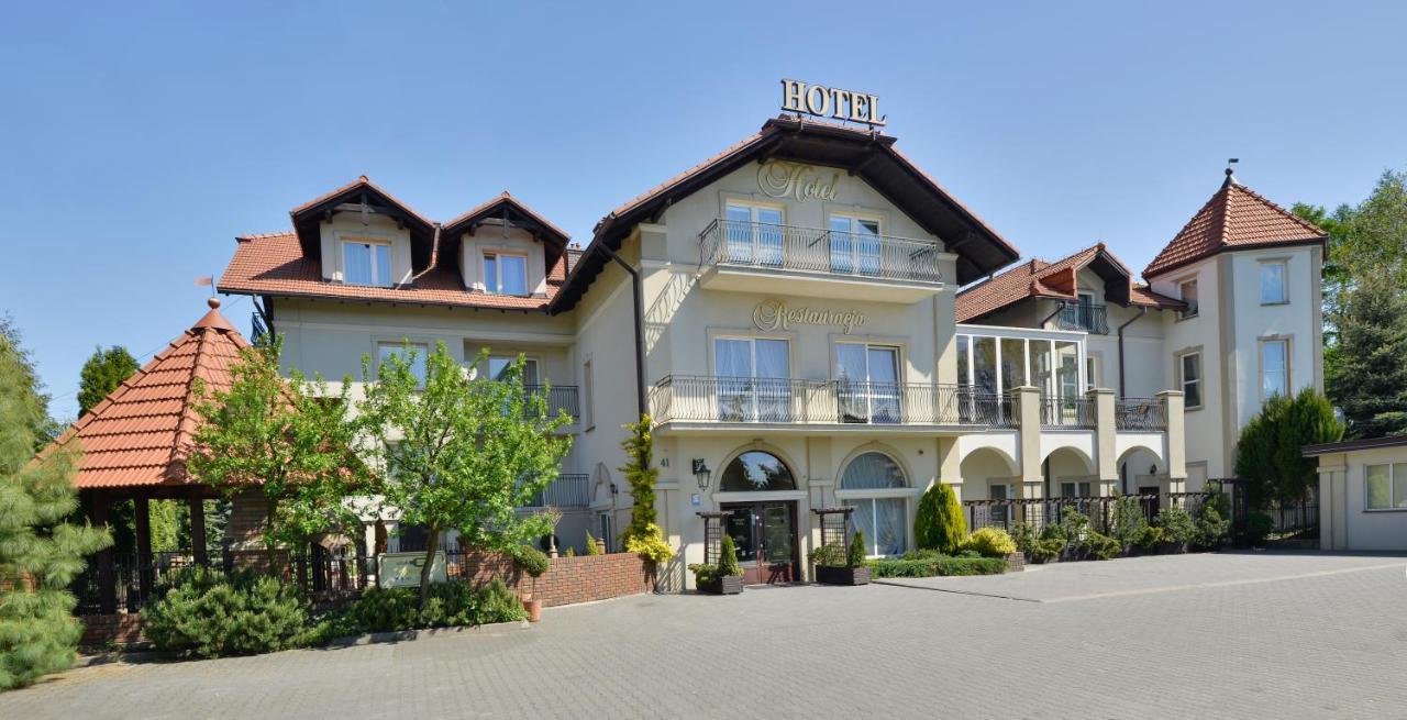 Hotel Mateo Stopnica Экстерьер фото