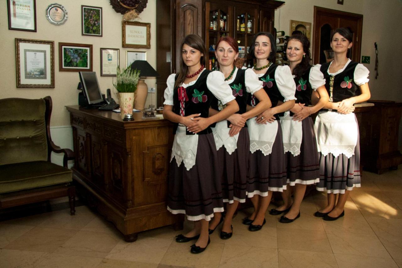 Hotel Mateo Stopnica Экстерьер фото