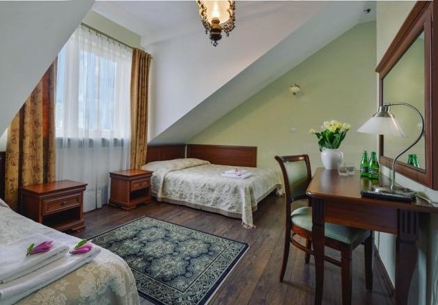 Hotel Mateo Stopnica Экстерьер фото