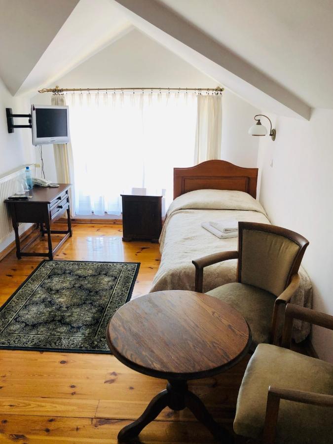 Hotel Mateo Stopnica Экстерьер фото